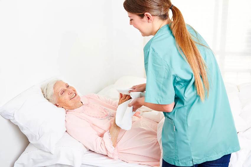 Правила проведения гигиенических процедур для лежачих больных